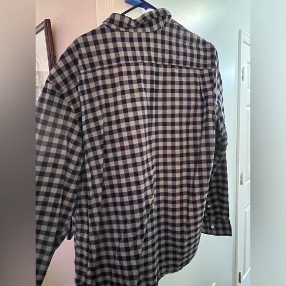 Old Navy Everyday Button Down Shirt. Gray/Blue Men’s size XXL NWOT - Picture 2 of 4